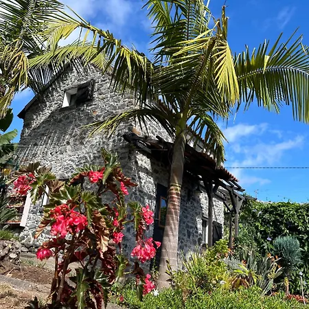 Holiday home As Casinhas Da Madeira - Cosy Stone In A Subtropical Garden *