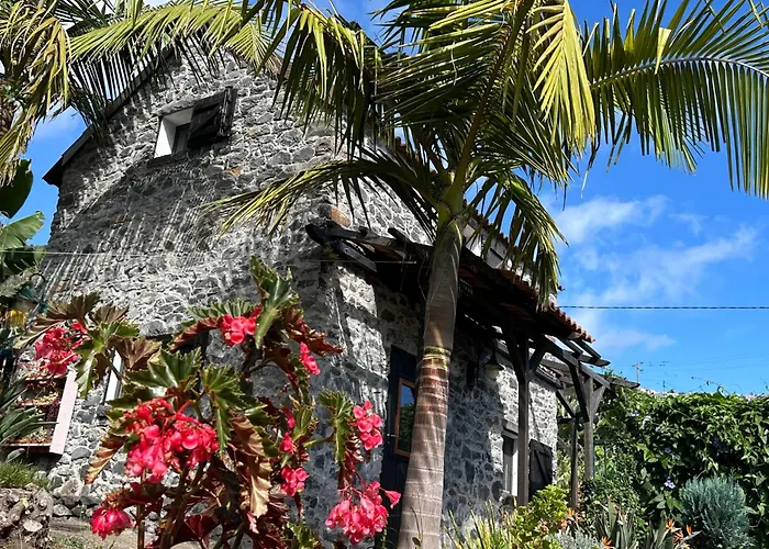 Ferienhaus As Casinhas Da Madeira - Cosy Stone In A Subtropical Garden *